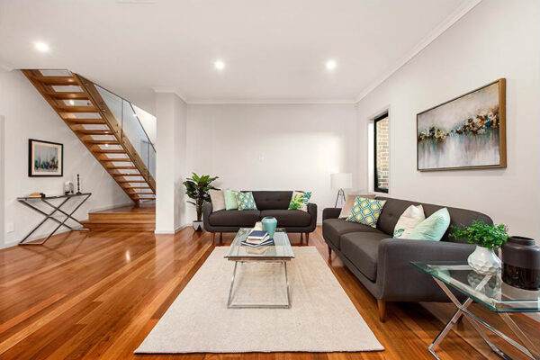 Glen Waverly home in Leader realestate lounge room